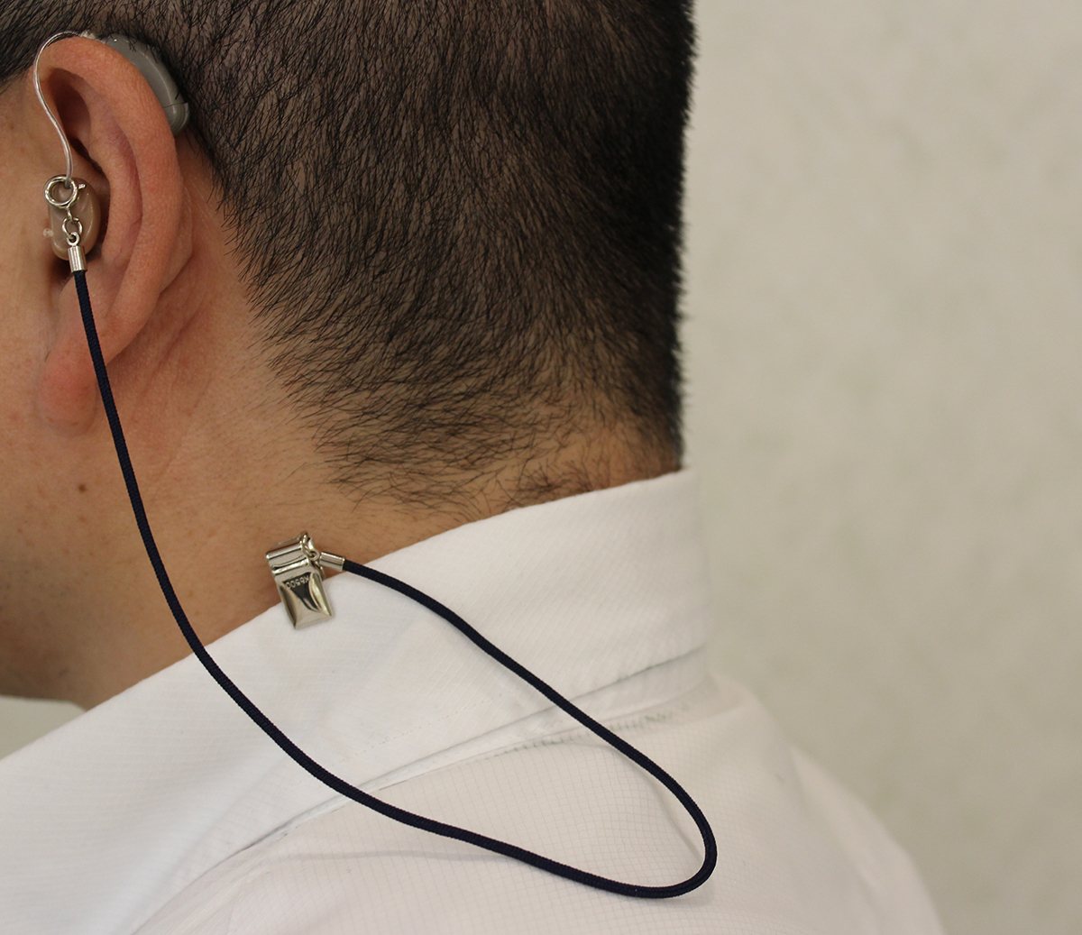 補聴器の紛失防止アクセサリー